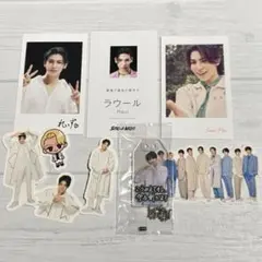 美品)SnowMan ラウールくん カード・シール（ステッカー）セットです。