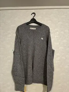 Abercrobie＆ Finchグレー Vネック セーター