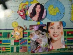 TWICEまとめ売り！ トレカ2枚 めじるしチェヨン 缶バッジ等！5点セット！