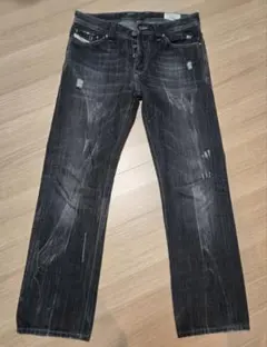 【DIESEL】 VIKER ダークグレー ストレートジーンズ 31インチ