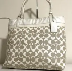 COACH ロゴパターン トートバッグ