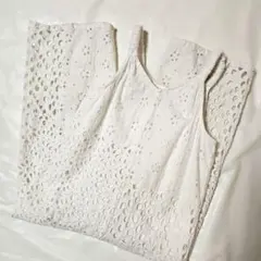 ZARA子供用116サイズホワイト オーバーオールカットワーク刺繍サロペット