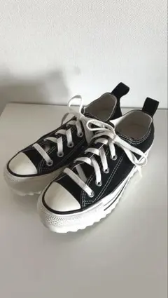 Converse厚底スニーカー