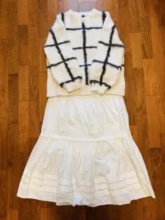 ディスコート　ニット2着とスカート1着　セット