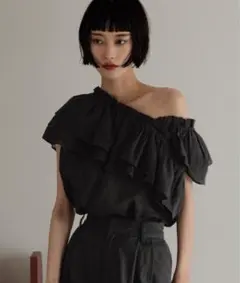 LOWRYSFARM アシメフリルギャザー