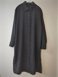 【フォロー割5%オフ❗️】しまむら　ロングシャツ　長袖　ひざ丈　襟付き　黒　Ｍ