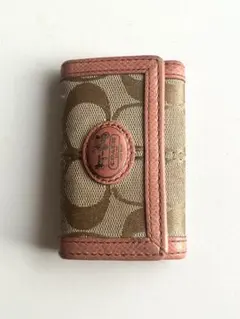 COACH キーケース シグネチャー 6連 ベージュ×ピンク系