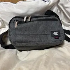 umbro アンブロ ショルダーバッグ グレー