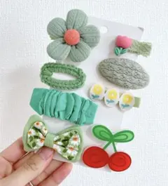 ヘアクリップ ヘアピン  さくらんぼ　リボン　女の子　ベビー　キッズ　グリーン