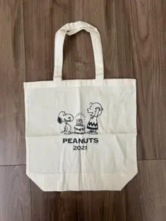 【新品】スヌーピー バースデー非売品トートバッグ PEANUTS 2021のサムネイル