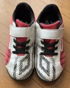 UMBRO サッカー　トレーニングシューズ　19cm