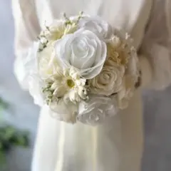 白バラ×ガーベララウンドブーケ☆ブートニア
