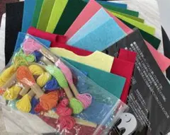 新品フェルト10枚刺繍糸6色使いかけオマケ
