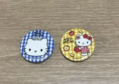 韓国限定　APPLE CAFE バッジ キティ　ダニエルのサムネイル