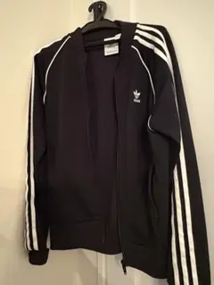 adidas originals ブラック トラックジャケット SST