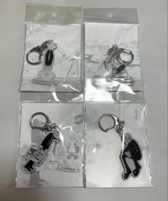 Ado 綺羅 サッカー日本代表コラボアクリルキーホルダー 3種セット Ado 綺羅 adidasサッカー日本代表コラボアクリルキーホルダー 3種