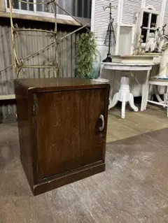 イギリス アンティーク 家具 サイドキャビネット ナイトスタンド 6503c
