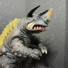 ウルトラ怪獣現行ソフビベムスターブラックキング（2947on2651tw）+ 