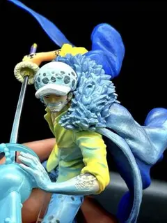 ワンピース　トラファルガー・ロー　一番くじ　フィギュア　リペイント　パール塗装