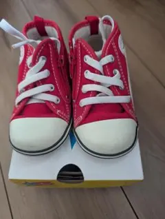 赤いキャンバススニーカー 13.0 EE