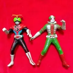 海洋堂 ガレージキット 仮面ライダーV3 & ストロンガー 2体セットのサムネイル
