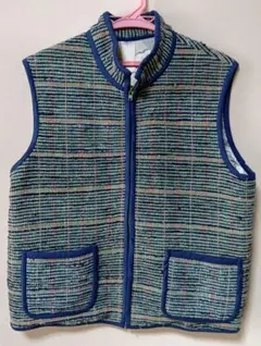 Item thumbnail for item e7c24f5c-0f8f-4ea4-a783-2bd6f836e781