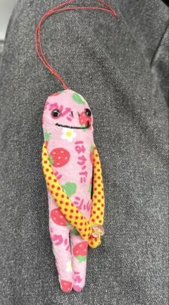 モケケ　はかた　博多　いちご柄マスコット