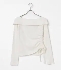 【新品】ハニーズ　オフショルトップス　Mサイズ　ホワイト