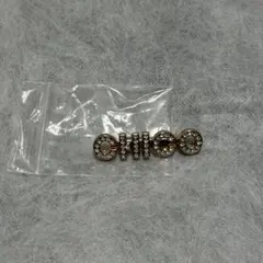 CHICO マフラーブローチ　ゴールド　ラインストーン