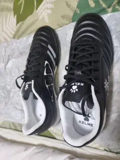 フットサルシューズ 28