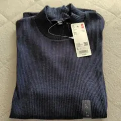 UNIQLO　リブハイネックＴ