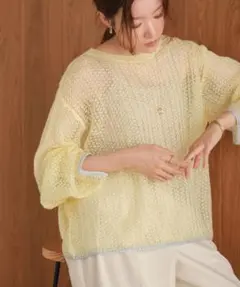 新品タグ付きbab定価4950 透かし編みニットトップスイエロー