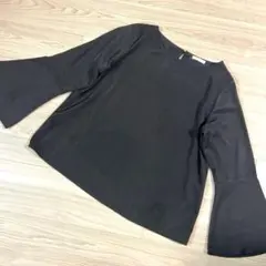 ハニーズ　COLZA コルザ ブラウス ブラック Mサイズ
