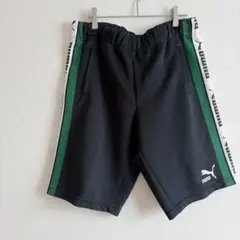 a1564 プーマ ジャージ ショートパンツ 黒×緑 サイドライン ロゴ刺繍