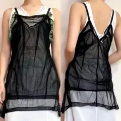 TOGA ARCHIVES シアーデザインキャミソールトップスのサムネイル