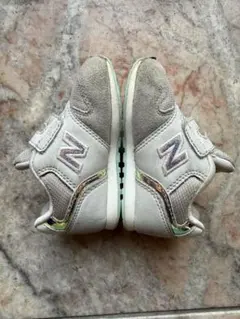 New Balance 13cm ベビーシューズ グレー