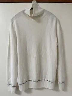 ユニクロ+Jカシミヤタートルニット