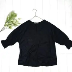 丸首　レース　刺繍　エレガント　フリル　ブラウス　チュニック？　清楚