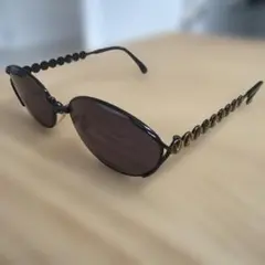 VALENTINO サングラス ブラック ゴールドロゴのサムネイル