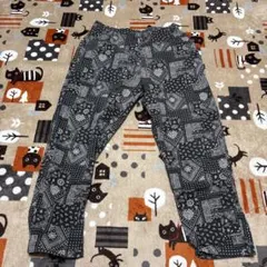 ペイズリー柄ズボン