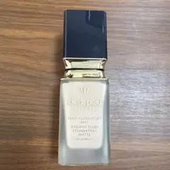 クレドポーボーテ　タンフリュイドエクラ　マット　リキッドタイプ オークル10