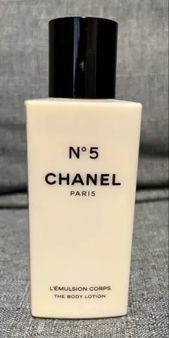シャネル　No.5 ボディローション 〈ボディ用乳液〉