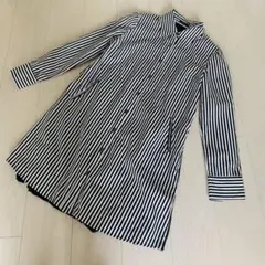【極美品】シャツワンピース 黒　白　長袖　トップス　ブラウス　ストライプ　Mのサムネイル