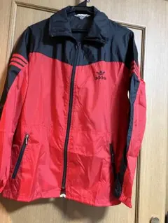 adidasナイロンジャケット