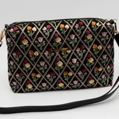 PM324 ¦ インド刺繍生地のボックス型ショルダーバッグ　ブラックチューリップ