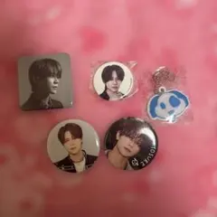 INI藤牧京介　缶バッジ　キーホルダー