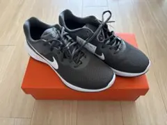 ナイキ レボリューション 6