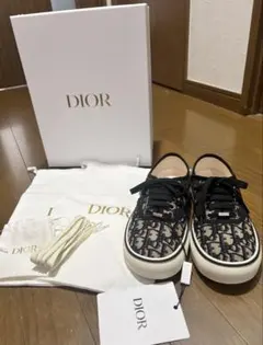 新品未使用 正規品 DIOR オブリーク スニーカー タグ付きのサムネイル