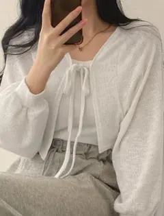 SHEIN フロントリボン ショート丈 カーディガン ホワイトのサムネイル