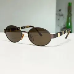 fendi archive y2k メタル  レトロ サングラス ケース付 fendi archive y2k メタル コイン レトロ サングラス ケース付 - メルカリ